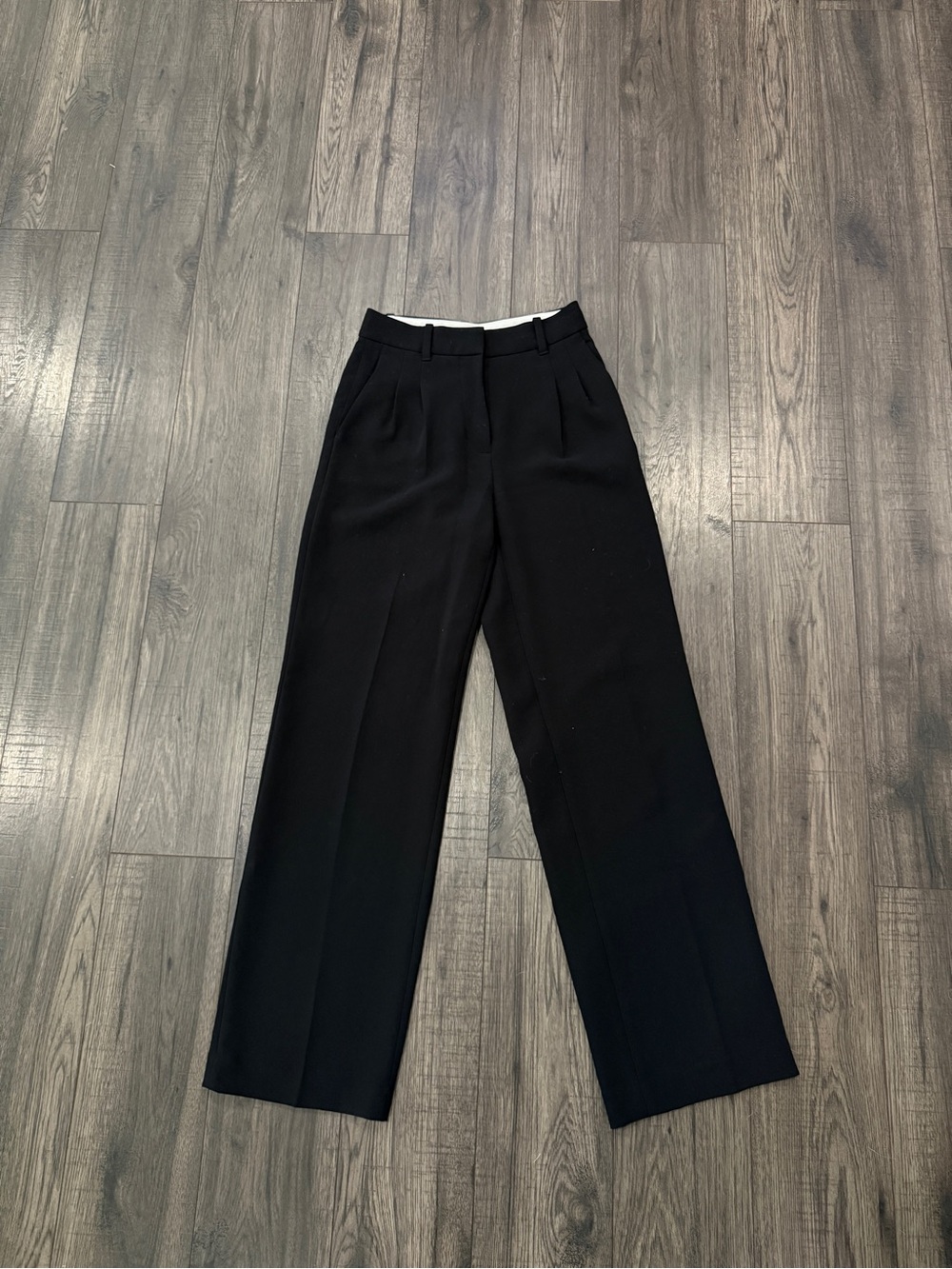 Aritzia Black Effortless Pants